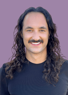 Steven Zarzeki headshot